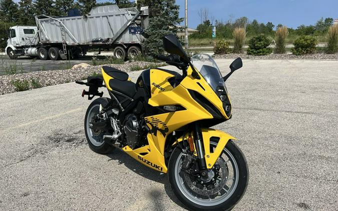 2024 Suzuki GSX-8R