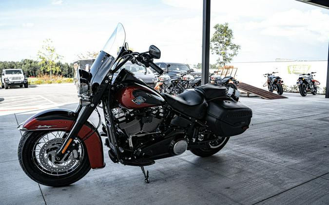 2025 Harley-Davidson® FLHC - Heritage Classic