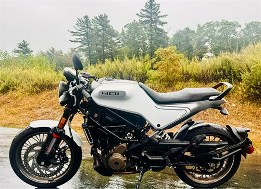 2022 Husqvarna Svartpilen 401