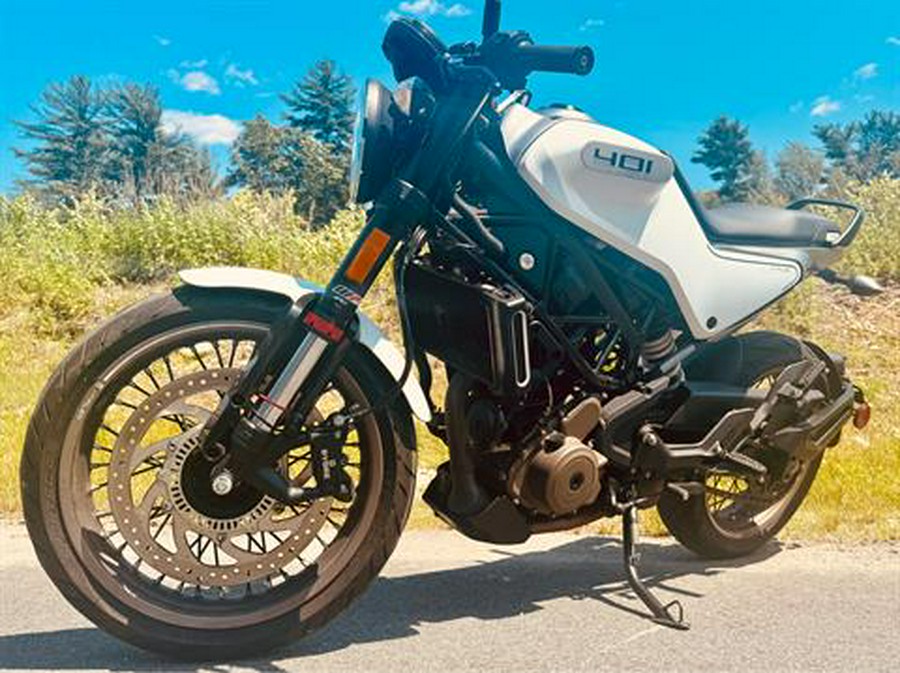 2022 Husqvarna Svartpilen 401