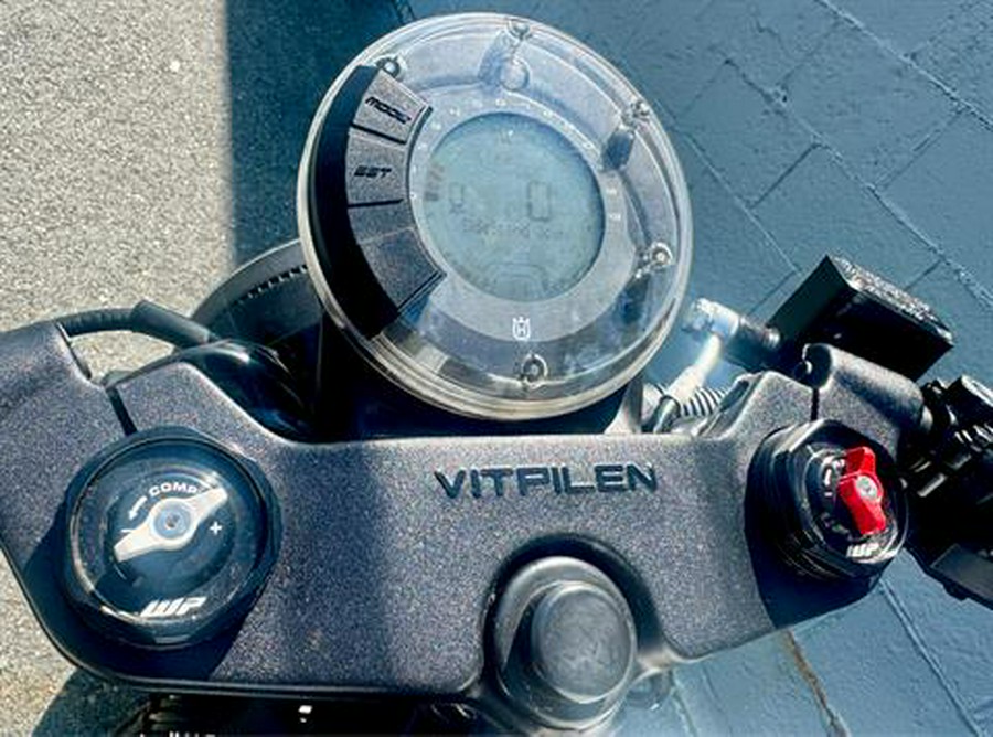 2022 Husqvarna Svartpilen 401