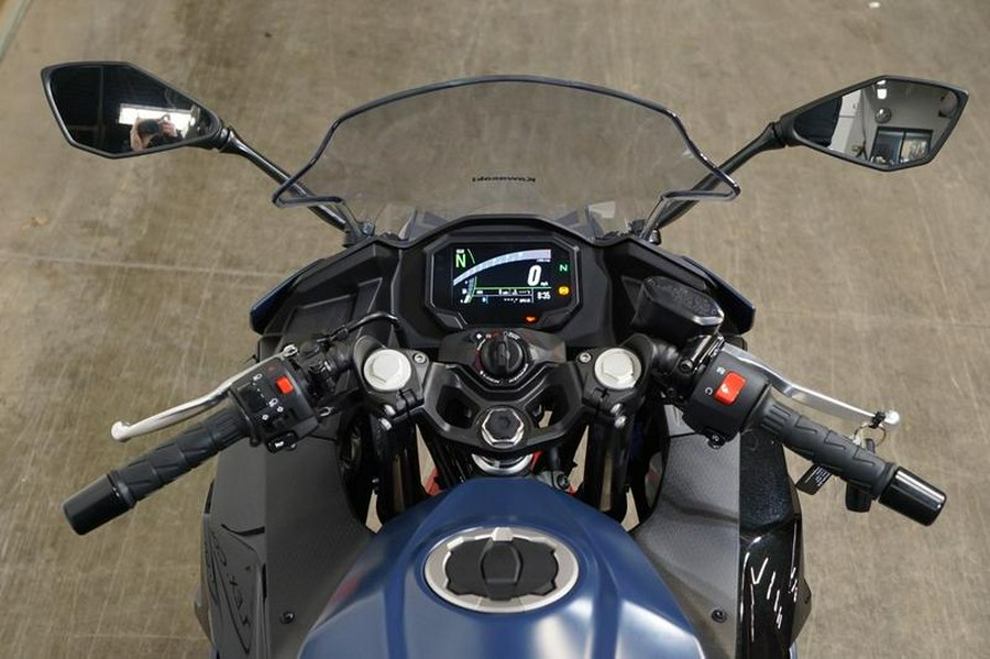 2026 Kawasaki Ninja® 500 ABS Metallic Matte Twilight Blue