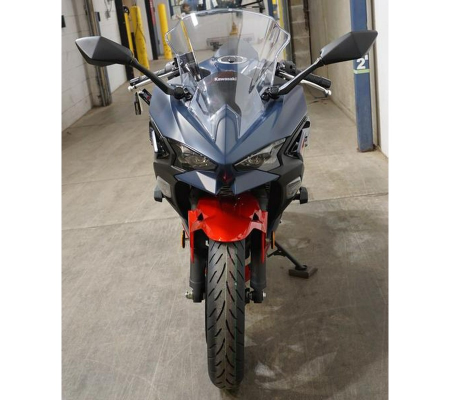 2026 Kawasaki Ninja® 500 ABS Metallic Matte Twilight Blue