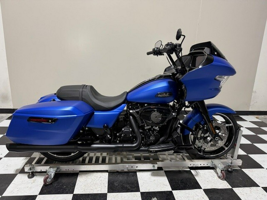 Road Glide®