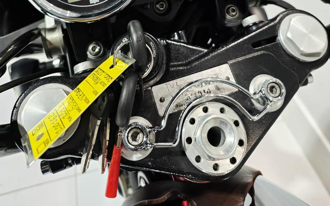 2014 Moto Guzzi V7 Racer