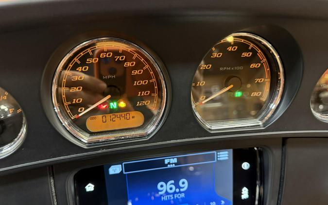 2022 FLHTCUTG- Tri Glide® Ultra