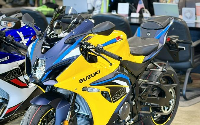 2027 Suzuki GSX-R1000R Review: Suzuki 6 Hours “Race” in Spain