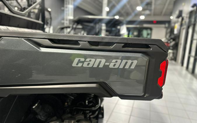 2024 Can-Am® Defender XT HD10