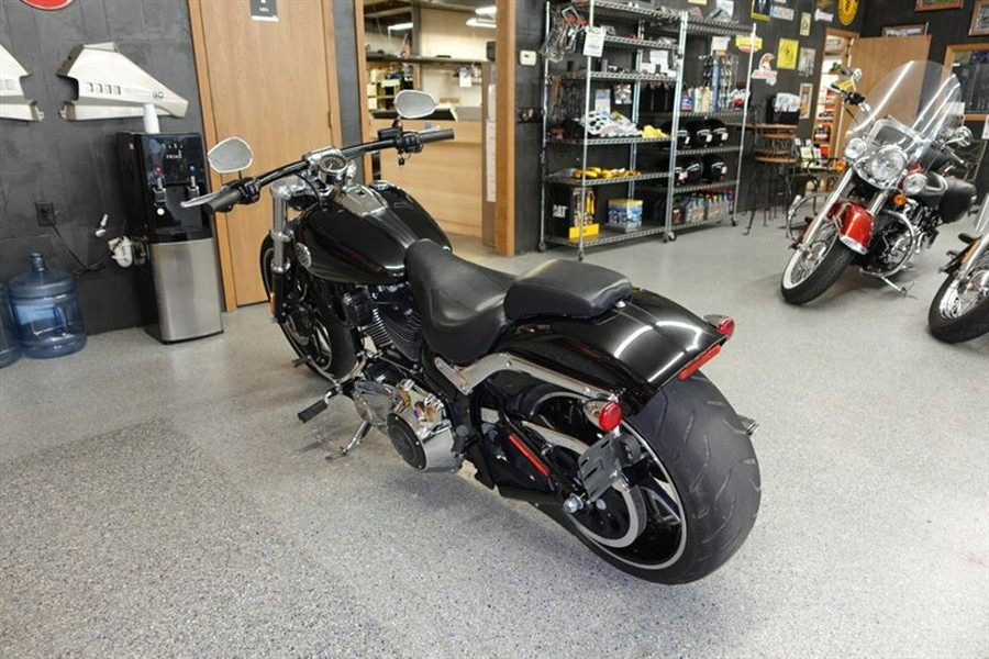 2016 Harley-Davidson Breakout