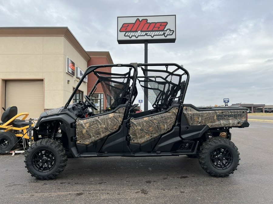 2023 Honda® Pioneer 1000-6 Deluxe Crew Camo