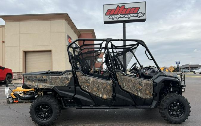 2023 Honda® Pioneer 1000-6 Deluxe Crew Camo