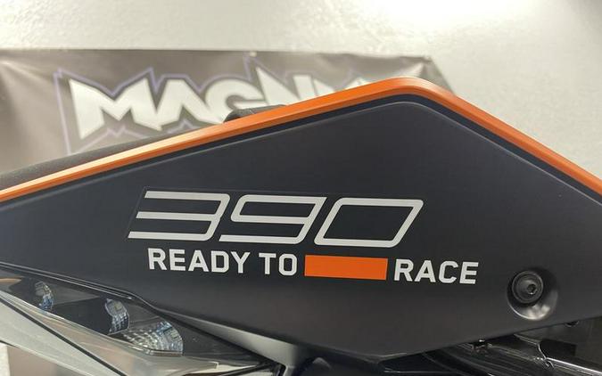 2023 KTM RC 390