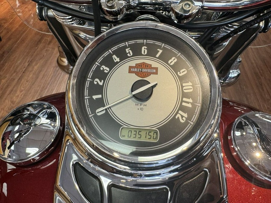 2009 Harley-Davidson® FLSTC - Heritage Softail®