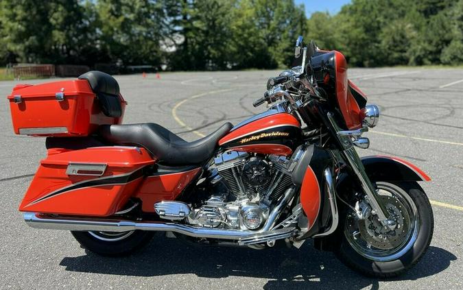 FLHTCSE 2004 Screamin’ Eagle Electra Glide