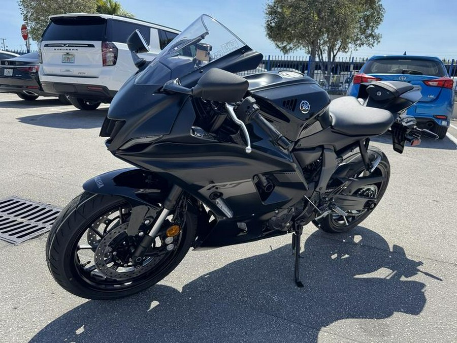 2025 Yamaha YZF-R7