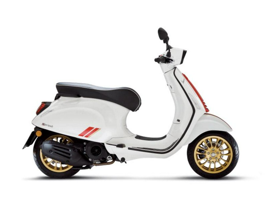 2022 Vespa Sprint 150 Racing Sixties