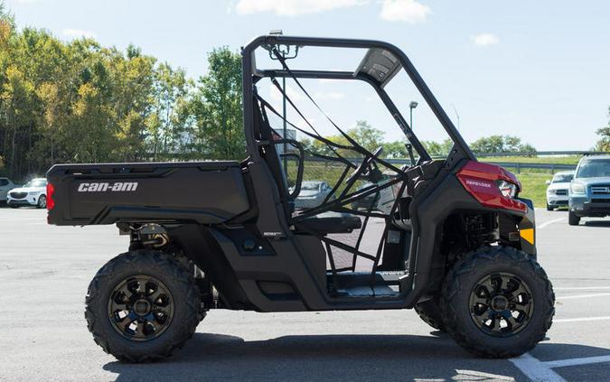 2024 Can-Am® Defender DPS HD9 Fiery Red