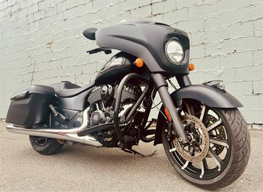 2022 Indian Motorcycle Chieftain® Dark Horse®