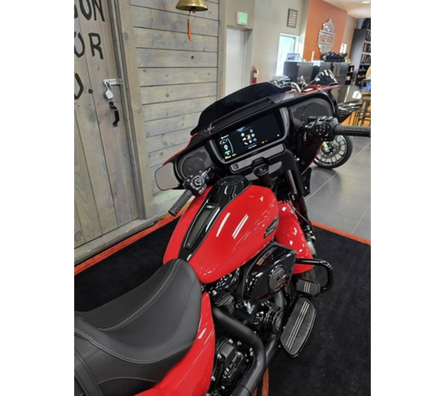 2026 Harley-Davidson Street Glide FLHX