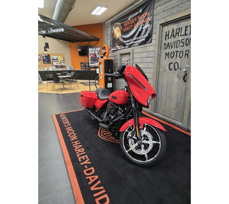 2026 Harley-Davidson Street Glide FLHX