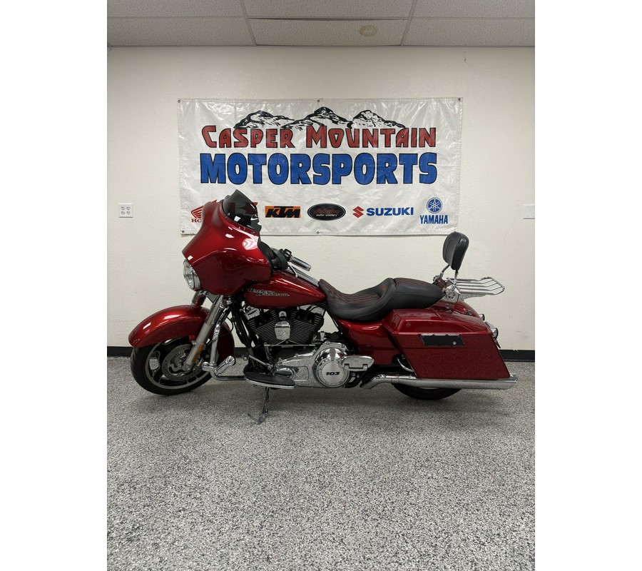 2013 Harley-Davidson® Street Glide FLHX - UO1225