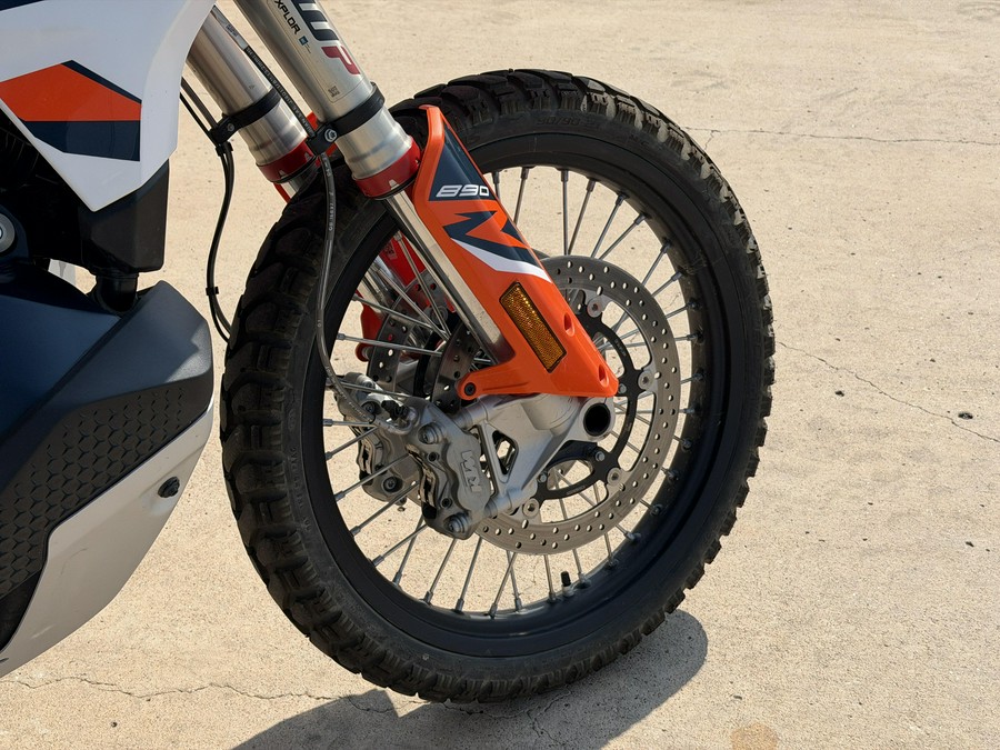 2023 KTM 890 ADVENTURE