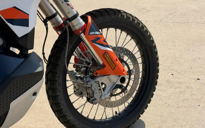 2023 KTM 890 ADVENTURE