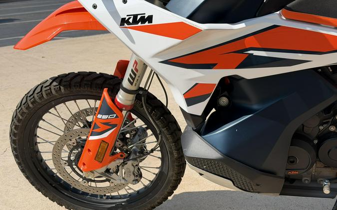 2023 KTM 890 ADVENTURE