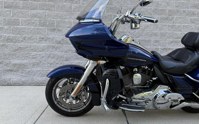 2015 Harley-Davidson® FLTRUSE - CVO™ Road Glide® Ultra