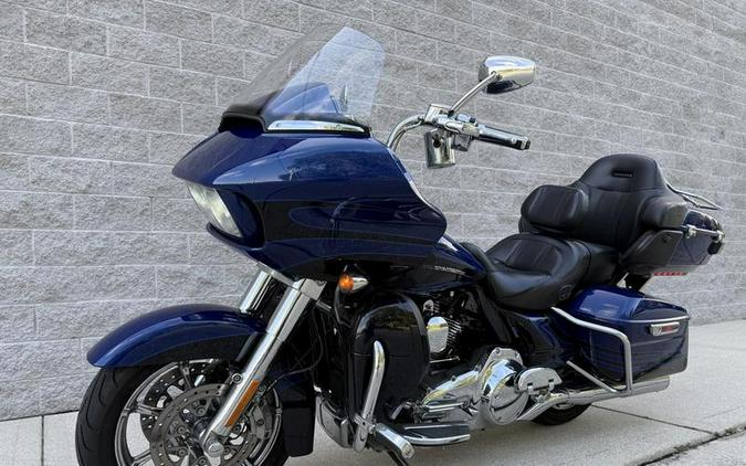 2015 Harley-Davidson® FLTRUSE - CVO™ Road Glide® Ultra