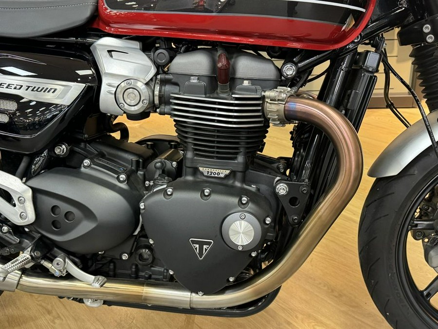2019 Triumph Speed Twin Korosi Red and Storm Grey