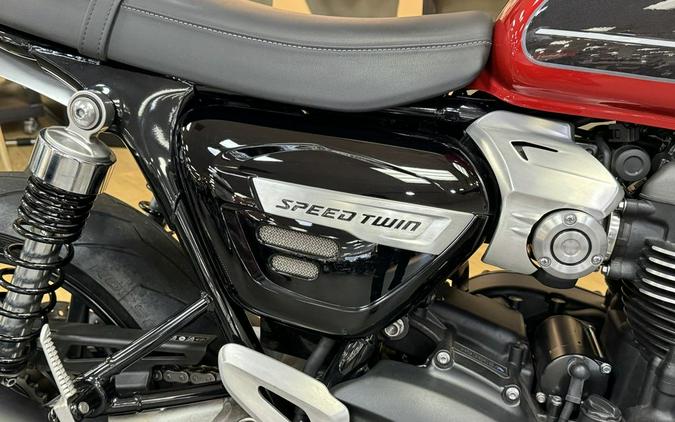 2019 Triumph Speed Twin Korosi Red and Storm Grey