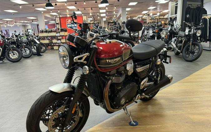 2019 Triumph Speed Twin Korosi Red and Storm Grey