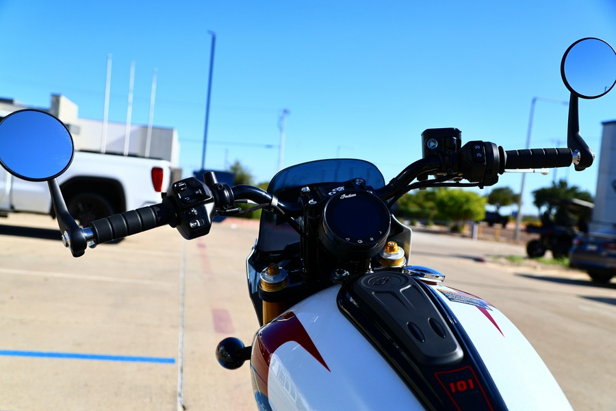 2025 Indian Motorcycle 101 SCOUT WHITE METALLIC WITH GRAPHICS TEC 49ST