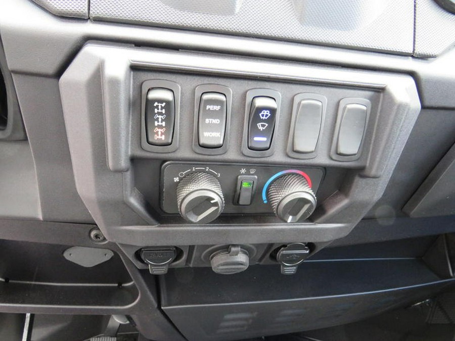 2027 Polaris® Ranger Crew XP 1000 Cab