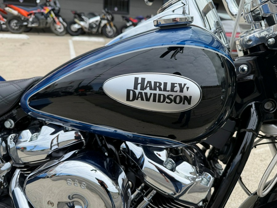 2022 Harley-Davidson Softail FLHCS HERITAGE CLASSIC 114