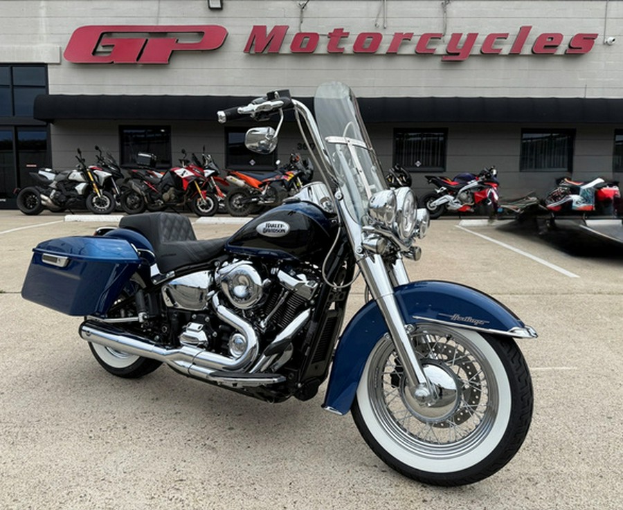 2022 Harley-Davidson Softail FLHCS HERITAGE CLASSIC 114