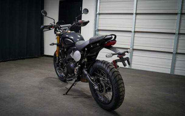 2026 Triumph Scrambler 400 XC Storm Grey