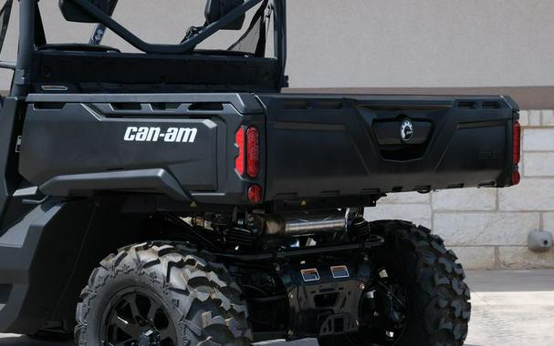 New 2024 CAN-AM DEFENDER XT HD9 FIERY RED