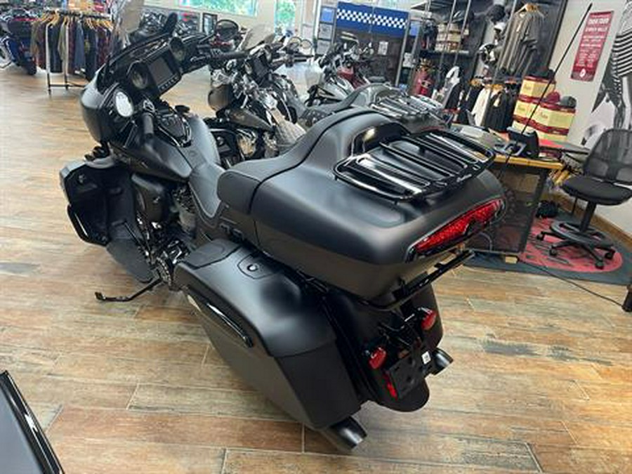 2024 Indian Motorcycle Roadmaster® Dark Horse® with PowerBand Audio Package