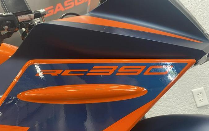 2023 KTM RC 390