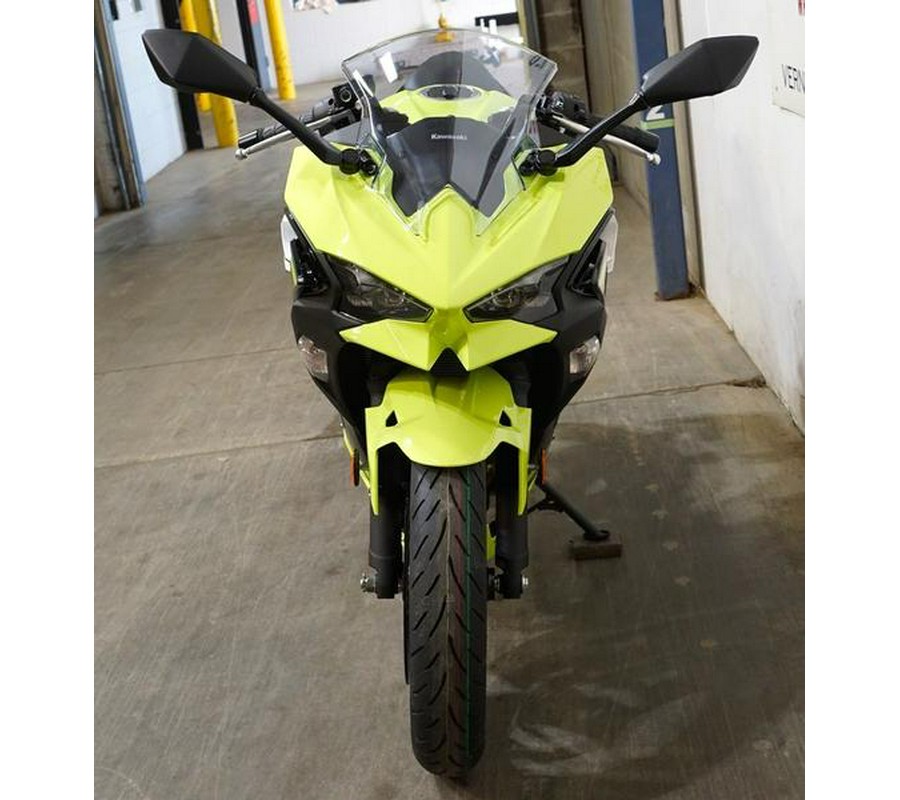 2026 Kawasaki Ninja® 500 SE ABS