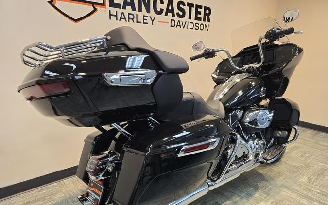 2026 Harley-Davidson® Road Glide Limited Vivid Black Chrome Trim FLTRXL