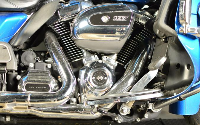 2018 Harley-Davidson Road Glide Ultra Electric Blue