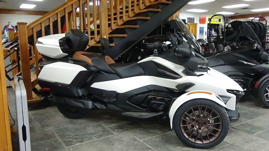 2024 Can-Am Spyder RT Sea-to-Sky