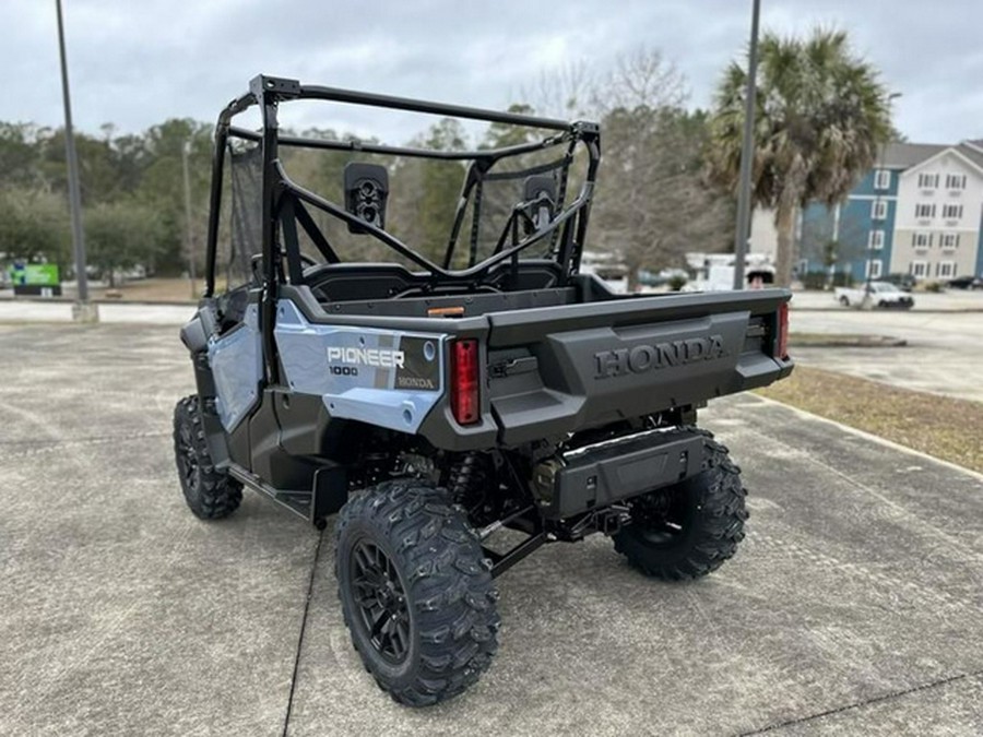 2024 Honda Pioneer 1000 Deluxe