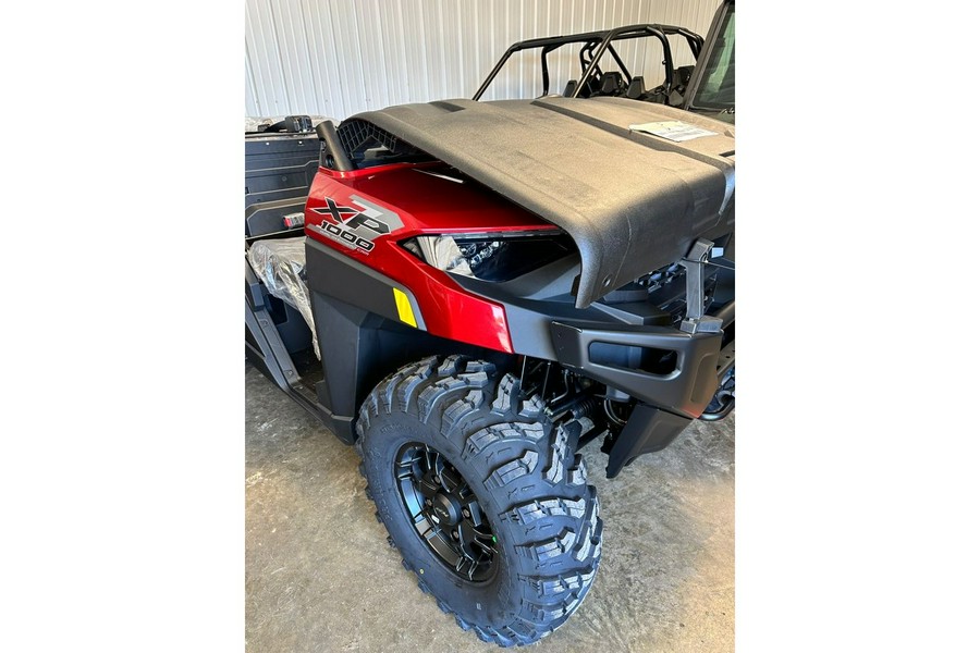 2025 Polaris Industries RANGER XP 1000 PREMIUM - SUNSET RED Premium