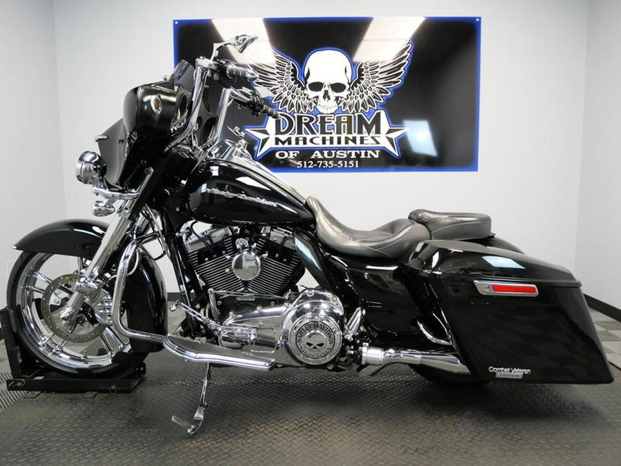 2011 Harley-Davidson® FLHX - Street Glide®