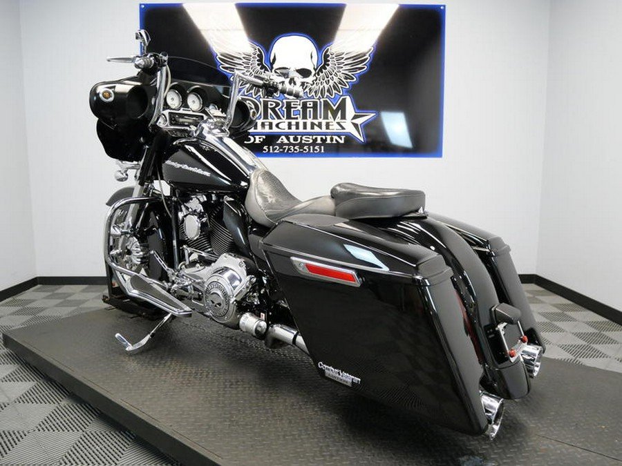 2011 Harley-Davidson® FLHX - Street Glide®