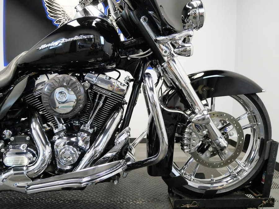 2011 Harley-Davidson® FLHX - Street Glide®